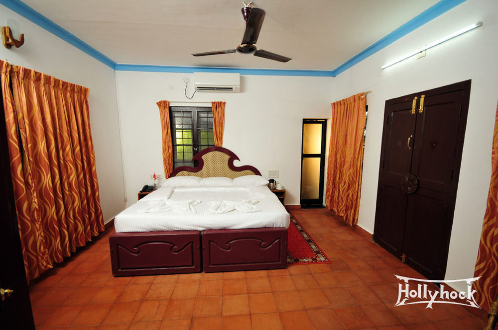 Bed and Breakfast Holly Hock à Munnar Extérieur photo